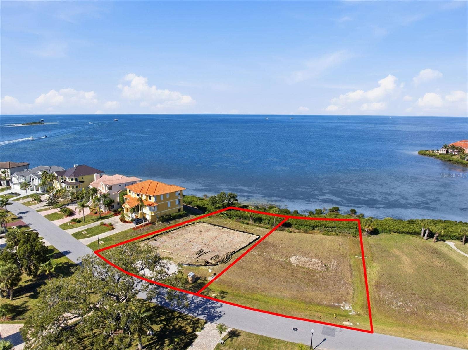 26 HARBORPOINTE DR, Port Richey, FL 34668 26 HARBORPOINTE DR, Port Richey, FL 34668