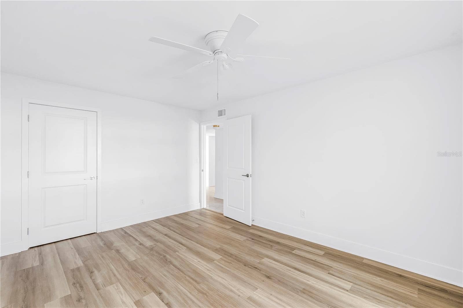 509 PLAZA SEVILLE COURT, #19, Treasure Island, FL 33706 509 PLAZA SEVILLE COURT, #19, Treasure Island, FL 33706
