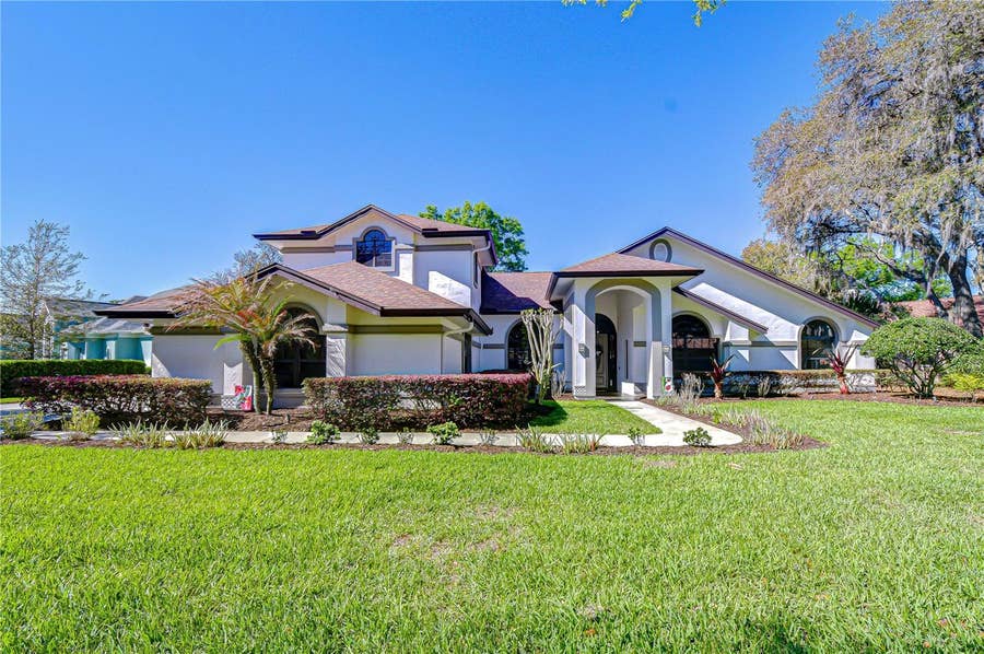 Property photo for 6623 STONINGTON DRIVE N, Tampa, FL