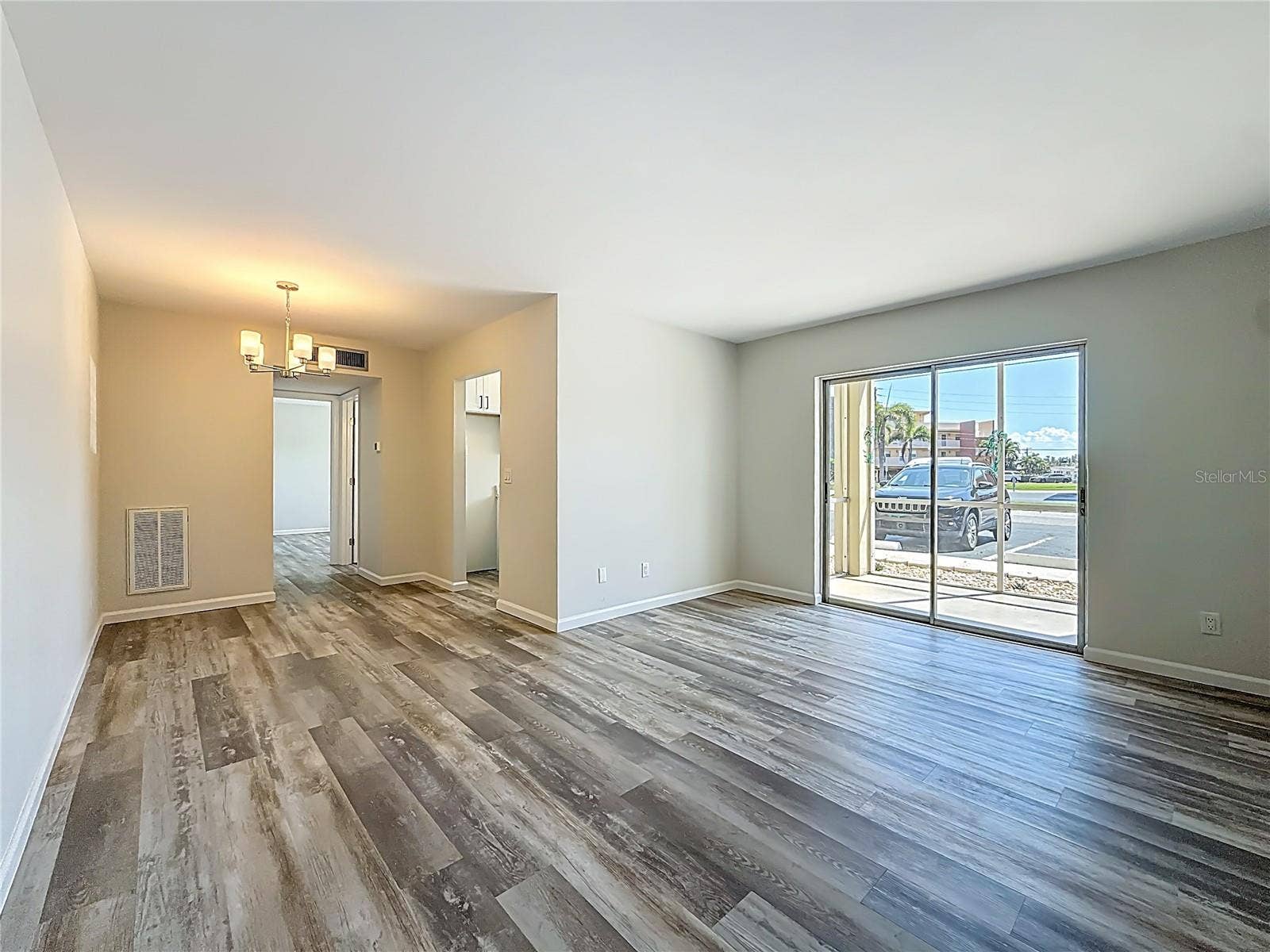 184 117TH AVENUE, #2, Treasure Island, FL 33706 184 117TH AVENUE, #2, Treasure Island, FL 33706