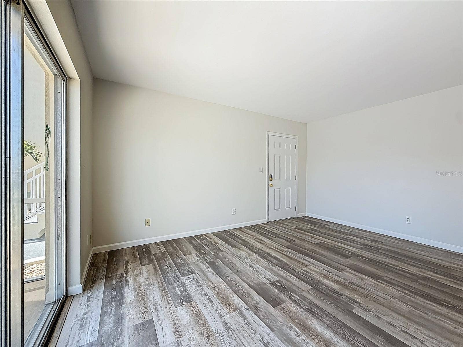 184 117TH AVENUE, #2, Treasure Island, FL 33706 184 117TH AVENUE, #2, Treasure Island, FL 33706