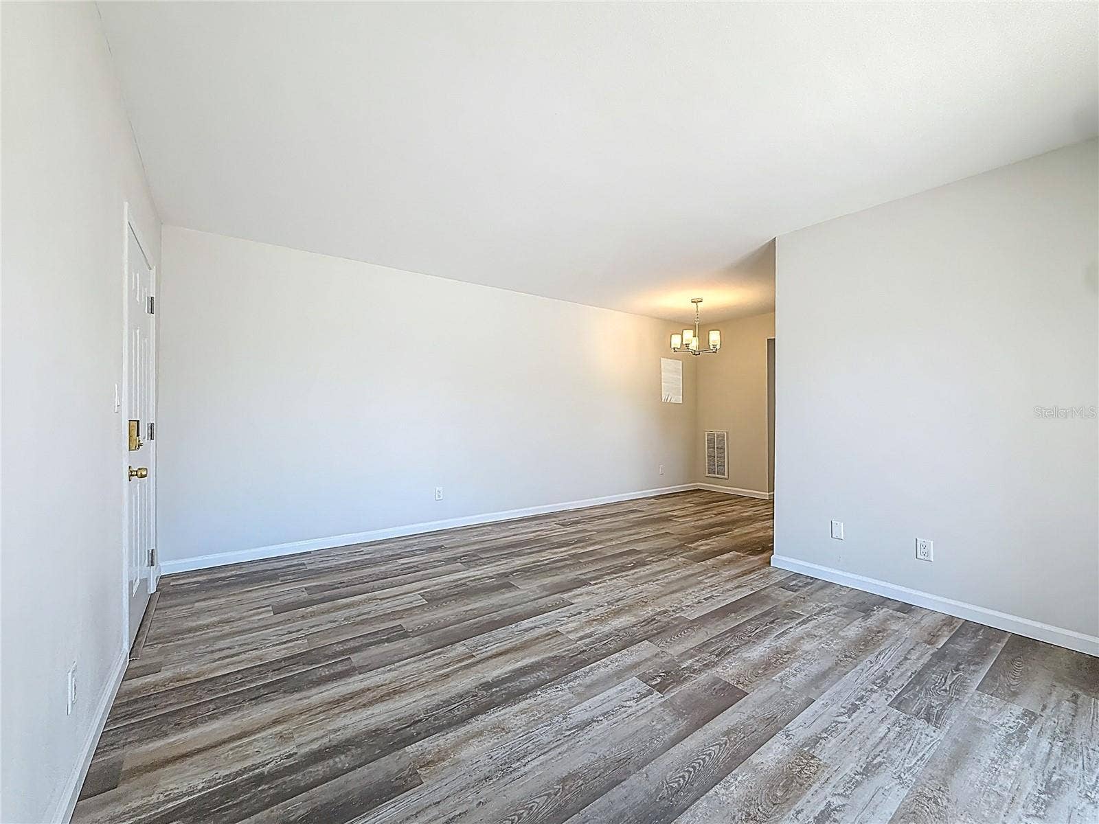 184 117TH AVENUE, #2, Treasure Island, FL 33706 184 117TH AVENUE, #2, Treasure Island, FL 33706