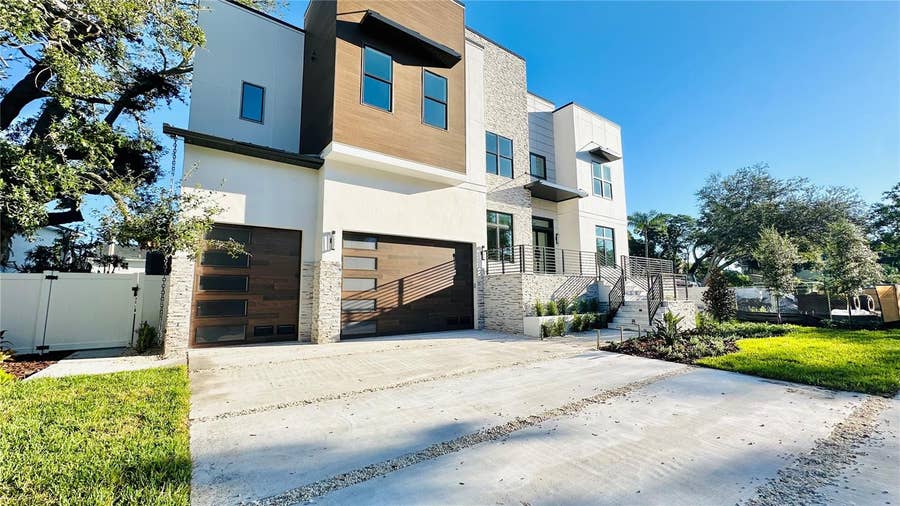 Property photo for 4629 W LONGFELLOW AVENUE, Tampa, FL