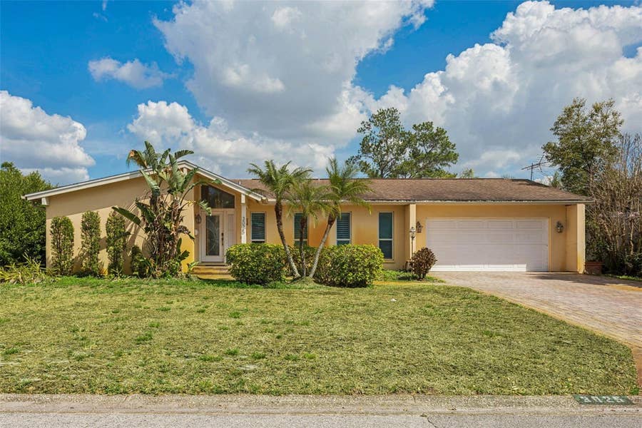 Property photo for 3025 SAMARA DRIVE, Tampa, FL