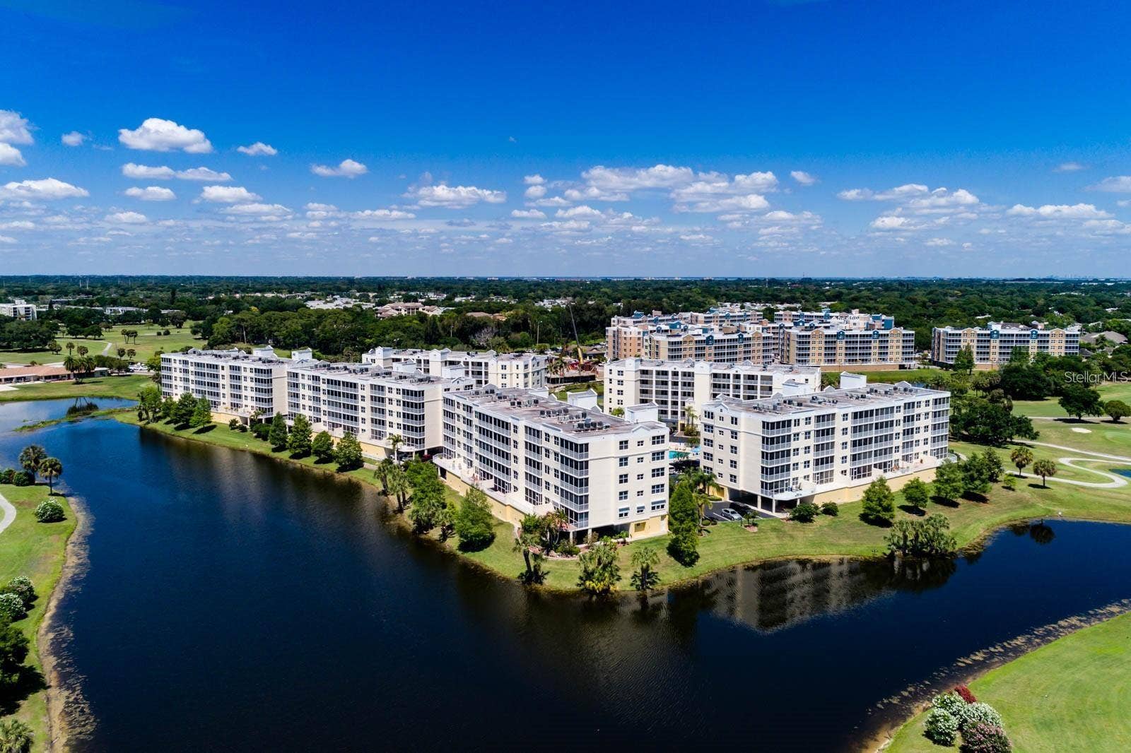 1200 COUNTRY CLUB DRIVE, #1206, Largo, FL 33771 1200 COUNTRY CLUB DRIVE, #1206, Largo, FL 33771
