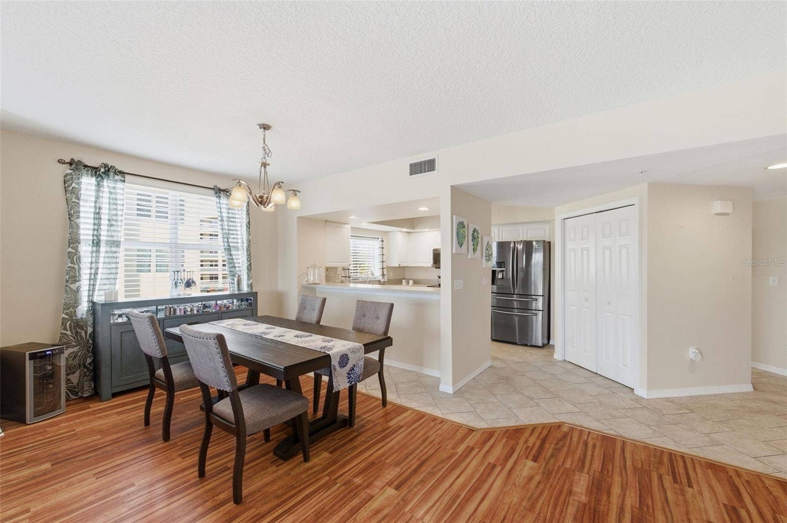 1200 COUNTRY CLUB DRIVE, #1206, Largo, FL 33771 1200 COUNTRY CLUB DRIVE, #1206, Largo, FL 33771
