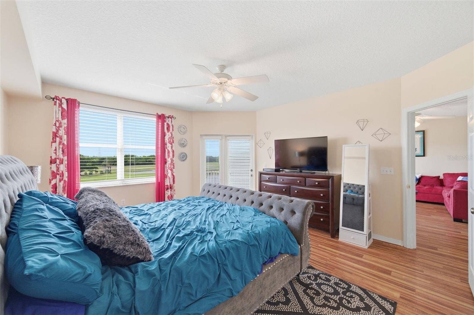 1200 COUNTRY CLUB DRIVE, #1206, Largo, FL 33771 1200 COUNTRY CLUB DRIVE, #1206, Largo, FL 33771