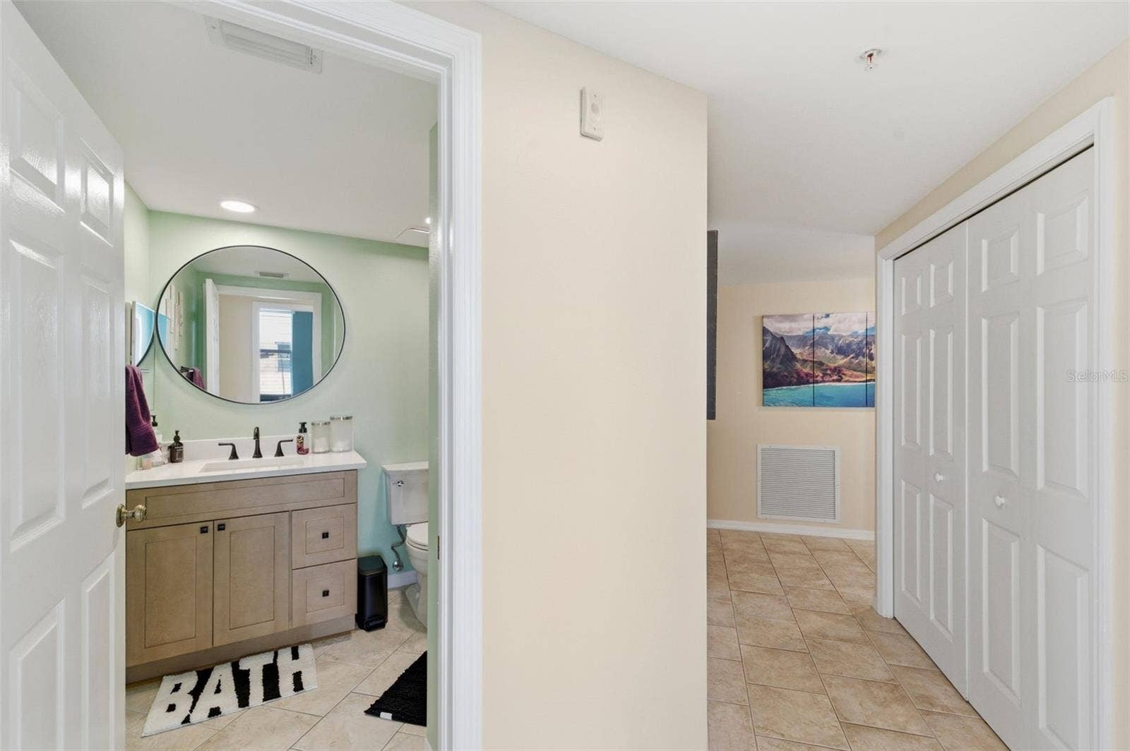1200 COUNTRY CLUB DRIVE, #1206, Largo, FL 33771 1200 COUNTRY CLUB DRIVE, #1206, Largo, FL 33771