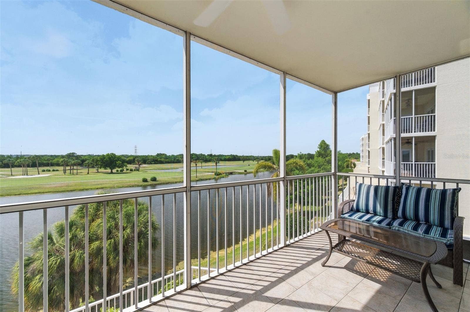 1200 COUNTRY CLUB DRIVE, #1206, Largo, FL 33771 1200 COUNTRY CLUB DRIVE, #1206, Largo, FL 33771