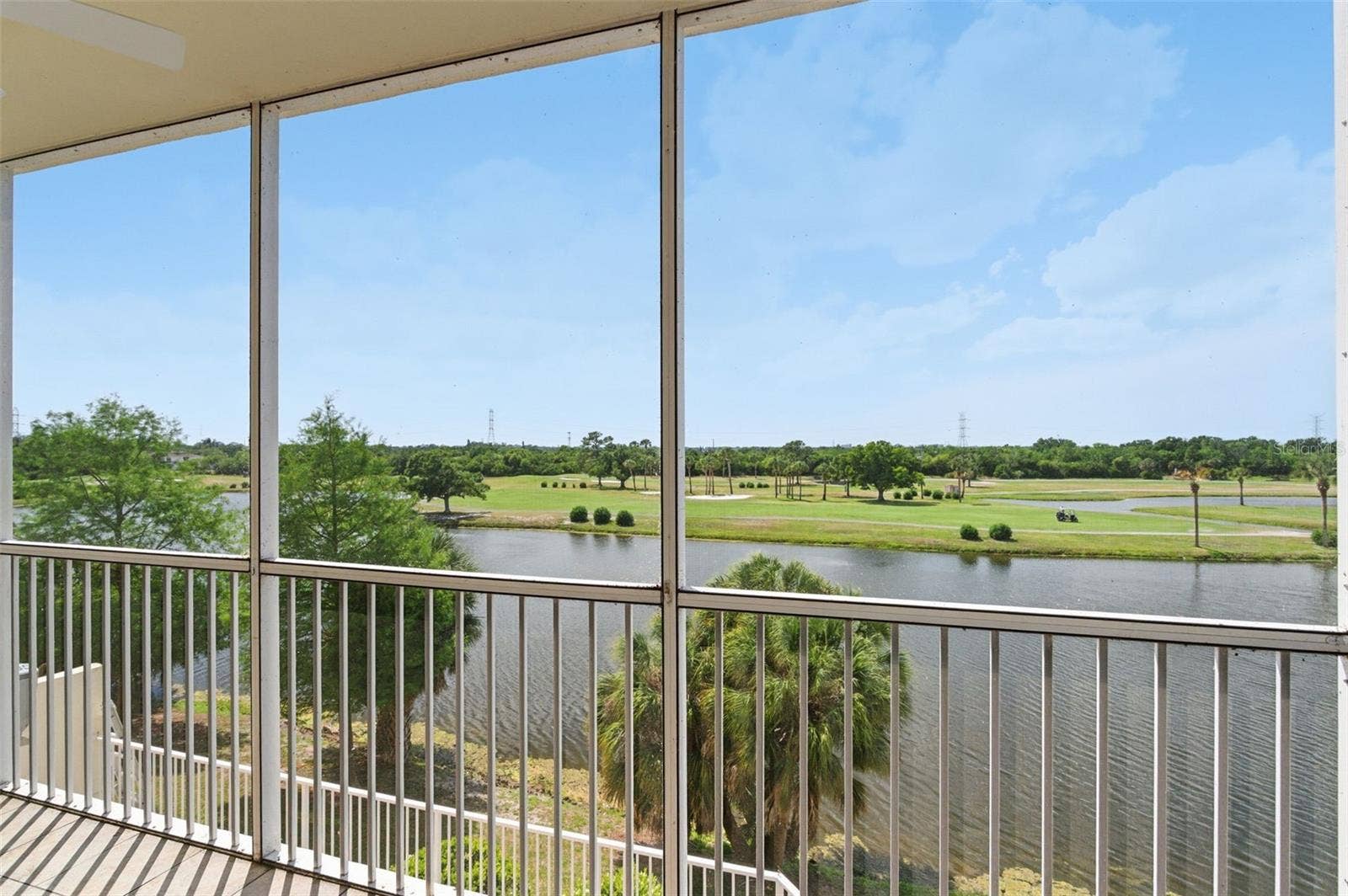 1200 COUNTRY CLUB DRIVE, #1206, Largo, FL 33771 1200 COUNTRY CLUB DRIVE, #1206, Largo, FL 33771