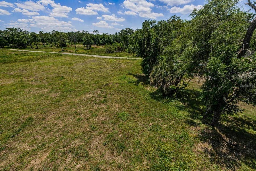 Property photo for 110 SKYTRAIL, Tampa, FL