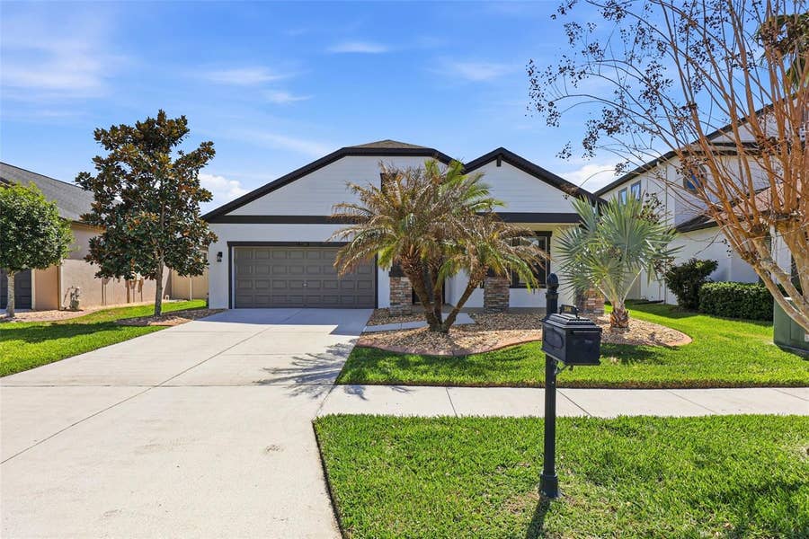 Property photo for 21486 BILLOWY JAUNT DR, Land O Lakes, FL