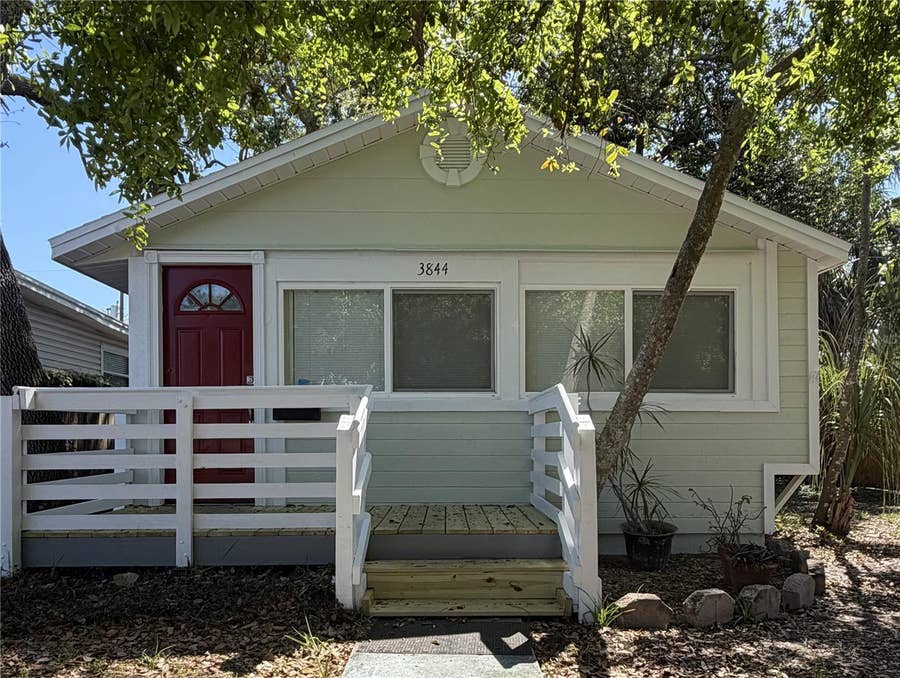 Property photo for 3844 BURLINGTON AVENUE N, St Petersburg, FL