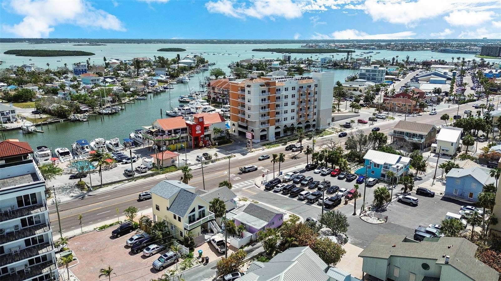 27 DOLPHIN DRIVE, Treasure Island, FL 33706 So much lively activity on Treasure Island Beach