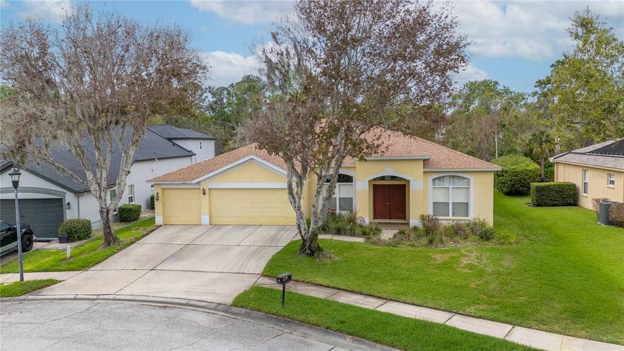 Property photo for 6111 HERONCREST COURT, Lithia, FL