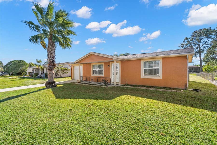 Property photo for 4642 EASTWOOD LANE, Holiday, FL