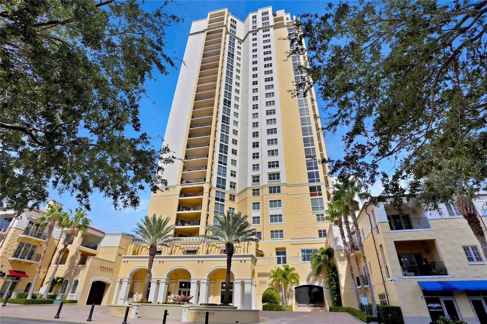 300 BEACH DRIVE NE, #1201, St Petersburg, FL 33701 300 BEACH DRIVE NE, #1201, St Petersburg, FL 33701