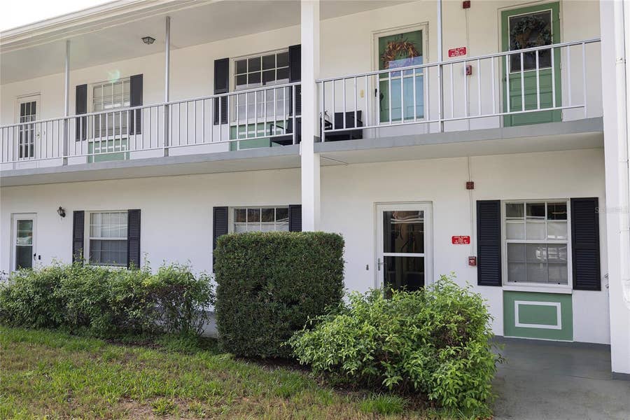 Property photo for 200 GLENNES LANE, #111, Dunedin, FL
