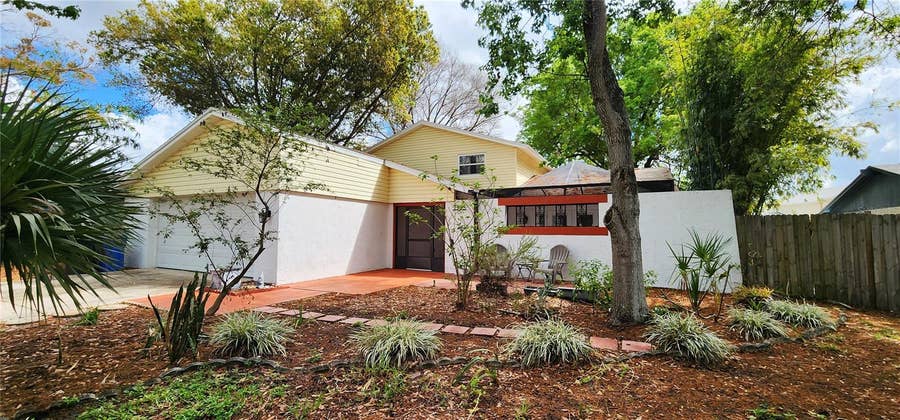 Property photo for 7905 HEATHER COURT, Tampa, FL