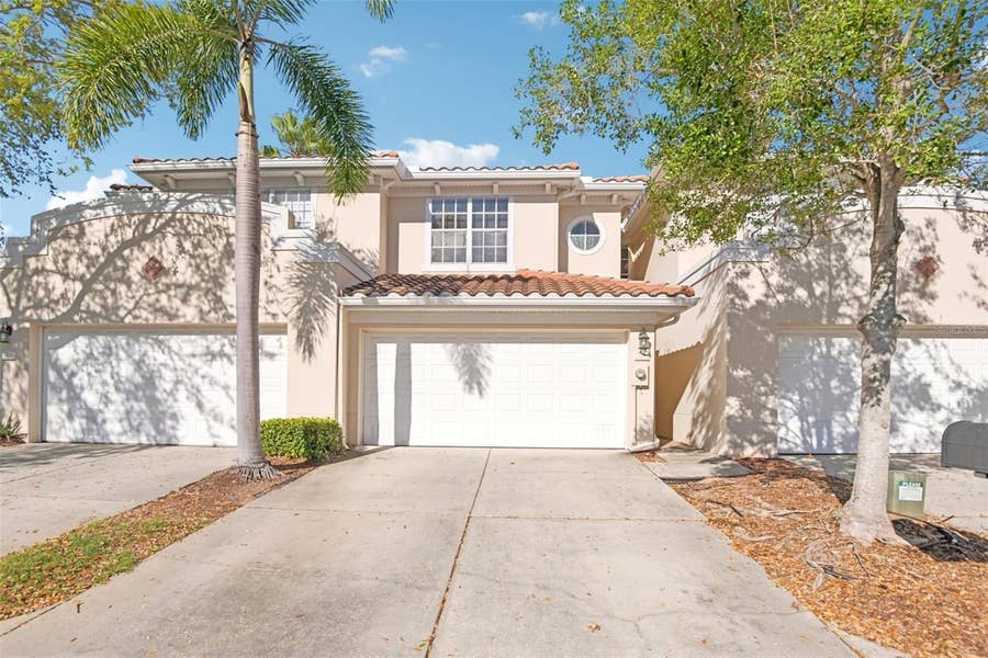 Property photo for 300 VALENCIA CIRCLE, St Petersburg, FL