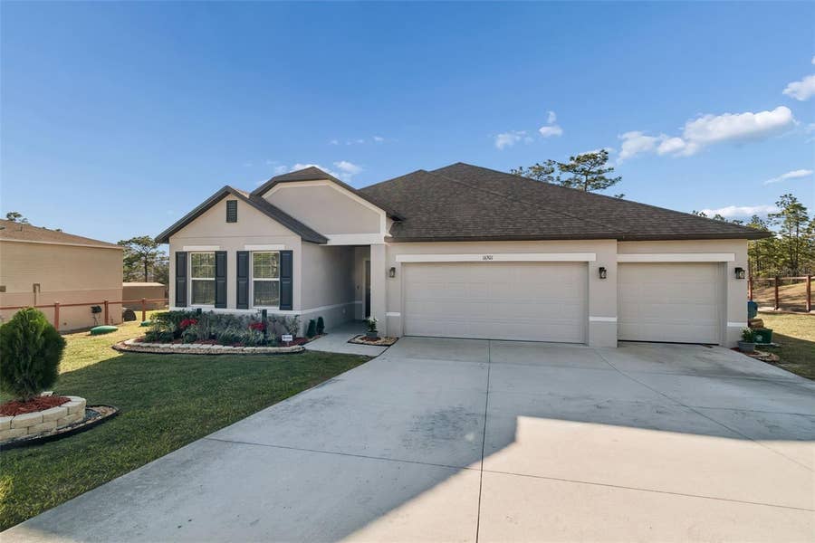 Property photo for 16301 GREENBACK RD, Weeki Wachee, FL