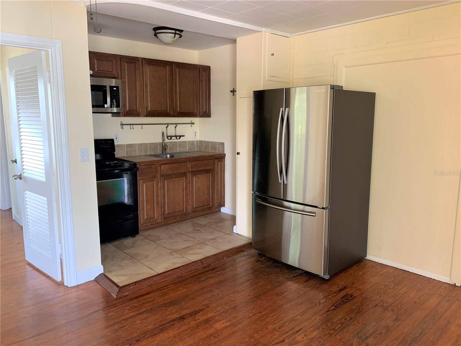 61 81ST AVENUE, #3, Treasure Island, FL 33706 Kitchen Area