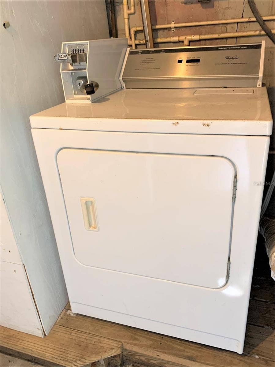 61 81ST AVENUE, #3, Treasure Island, FL 33706 Coin Op Washer & Dryer