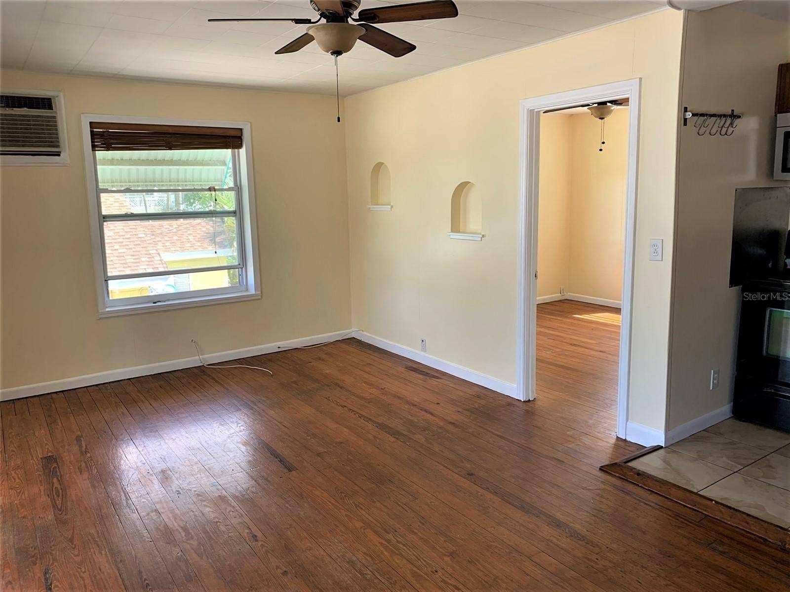 61 81ST AVENUE, #3, Treasure Island, FL 33706 Living Area