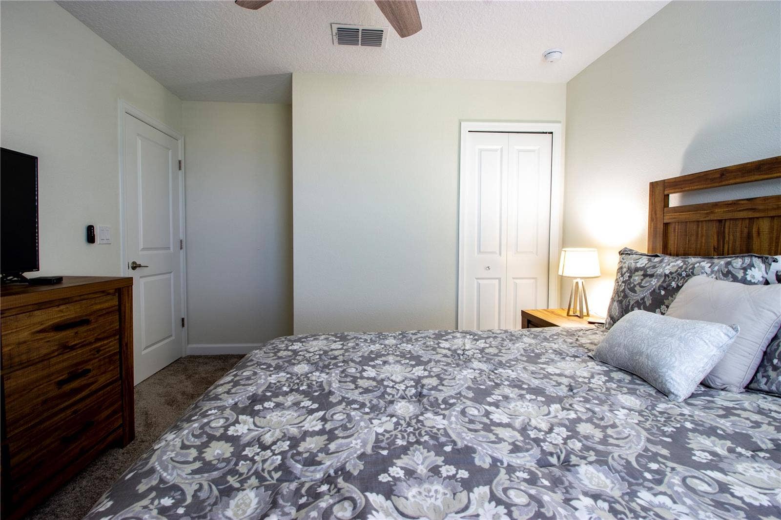 8841 CRUDEN BAY COURT, Davenport, FL 33896 8841 CRUDEN BAY COURT, Davenport, FL 33896