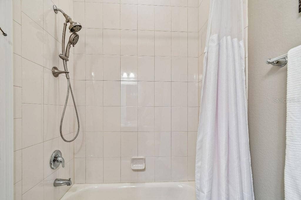 112 SUFFOLK COURT, Deland, FL 32724