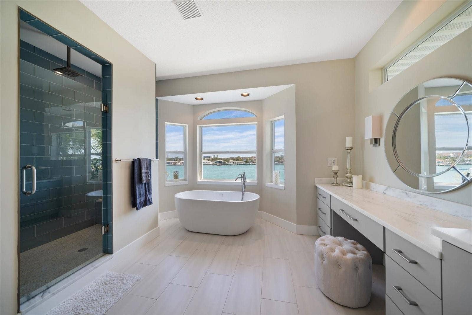 8685 E BAY DRIVE, Treasure Island, FL 33706 8685 E BAY DRIVE, Treasure Island, FL 33706