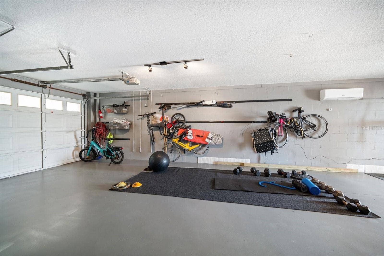 8685 E BAY DRIVE, Treasure Island, FL 33706 8685 E BAY DRIVE, Treasure Island, FL 33706