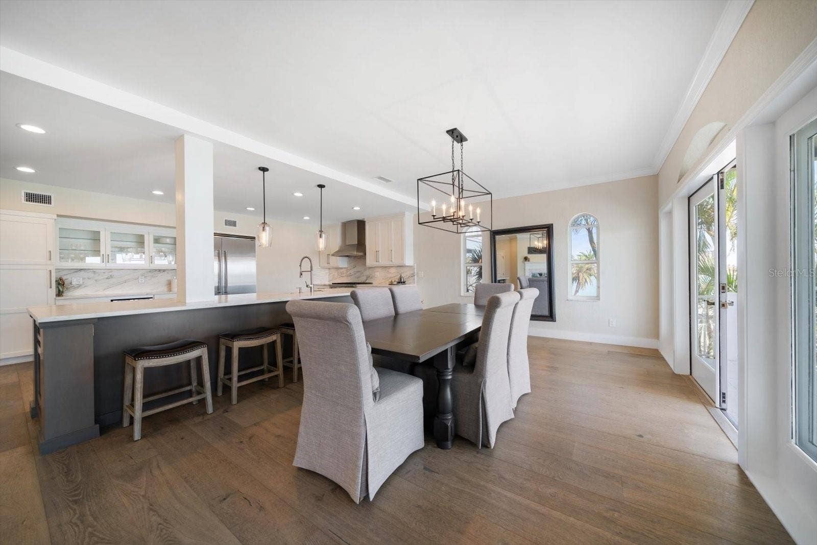 8685 E BAY DRIVE, Treasure Island, FL 33706 8685 E BAY DRIVE, Treasure Island, FL 33706