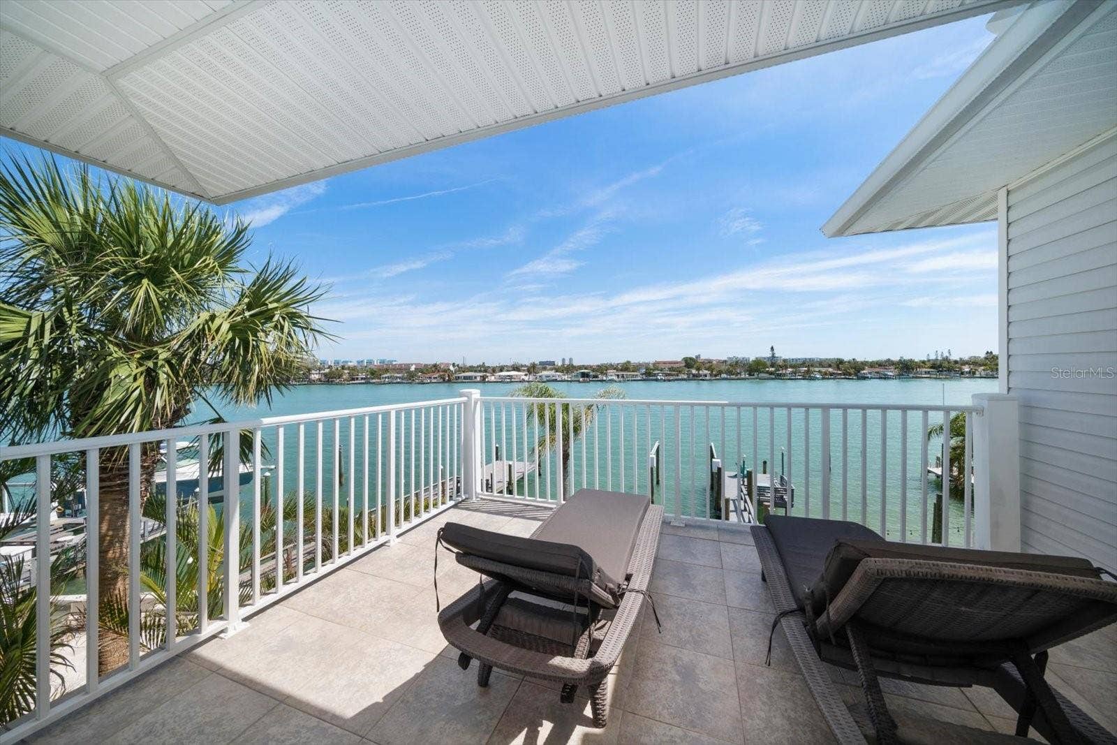 8685 E BAY DRIVE, Treasure Island, FL 33706 8685 E BAY DRIVE, Treasure Island, FL 33706