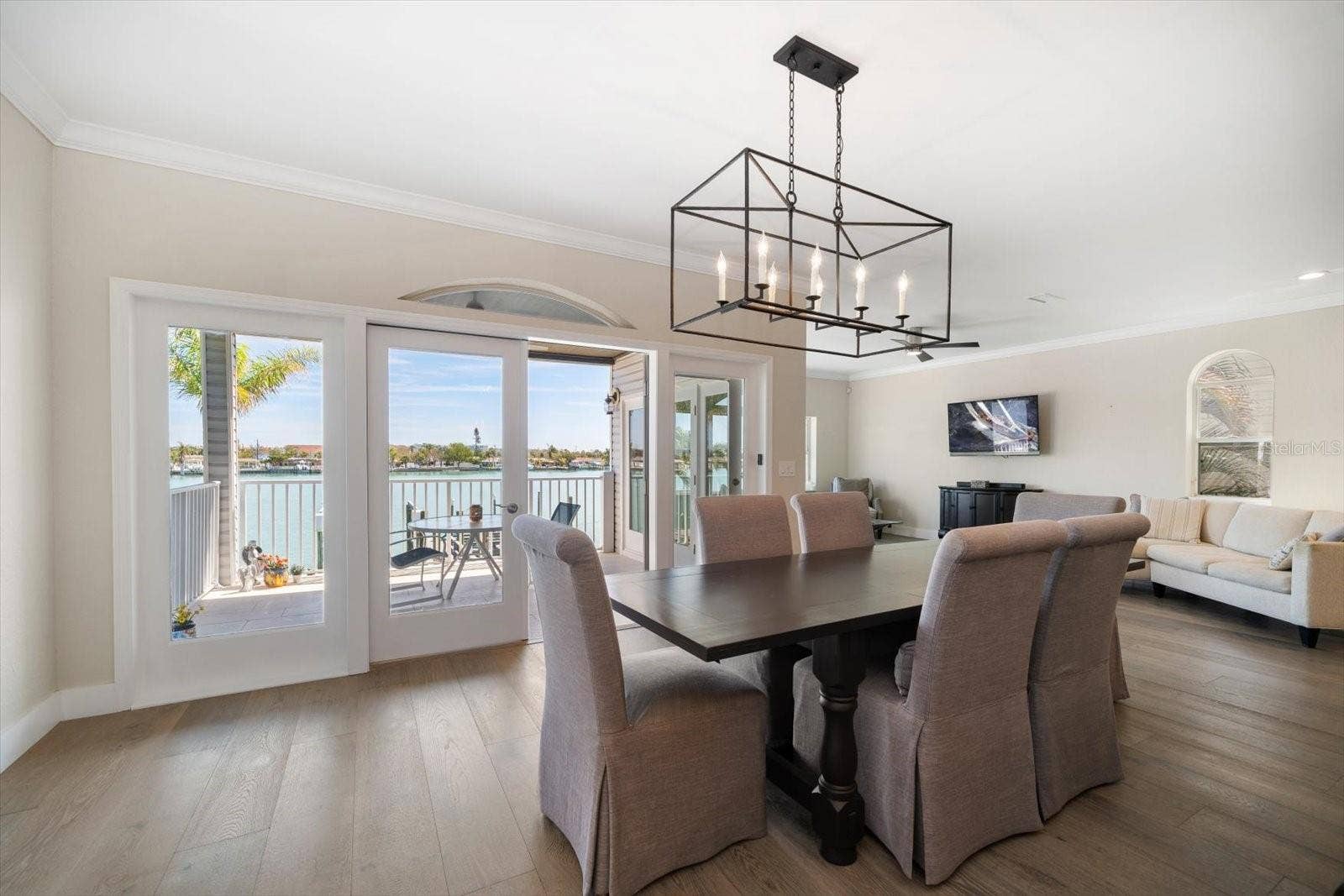 8685 E BAY DRIVE, Treasure Island, FL 33706 8685 E BAY DRIVE, Treasure Island, FL 33706