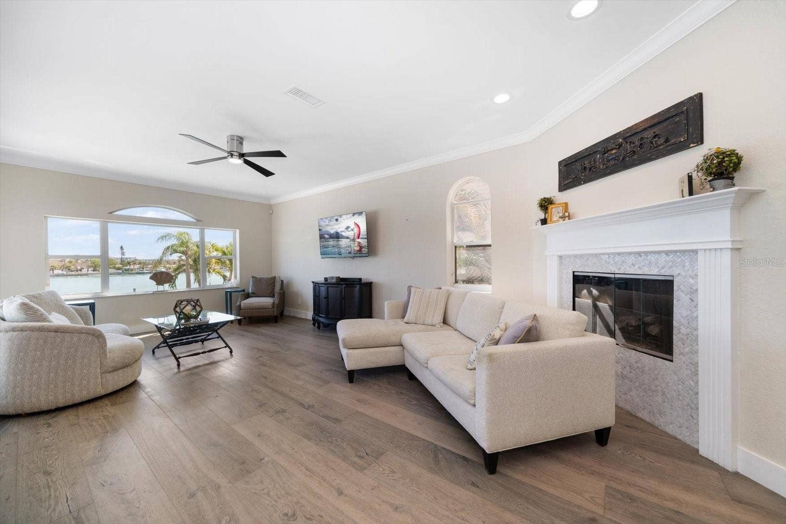 8685 E BAY DRIVE, Treasure Island, FL 33706 8685 E BAY DRIVE, Treasure Island, FL 33706