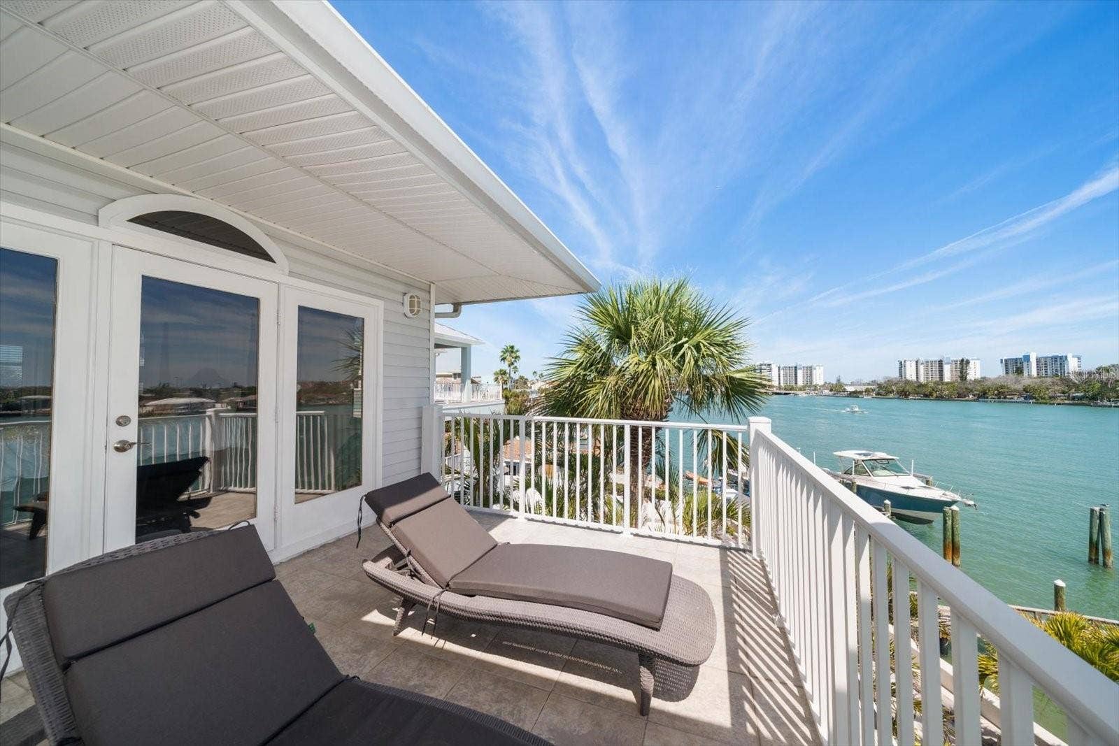 8685 E BAY DRIVE, Treasure Island, FL 33706 8685 E BAY DRIVE, Treasure Island, FL 33706