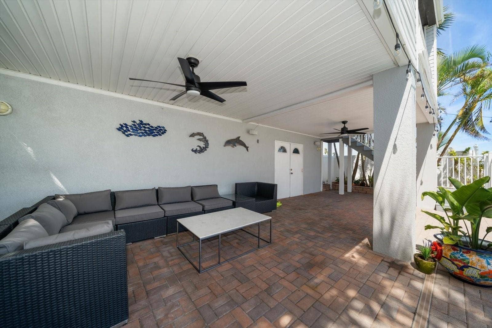 8685 E BAY DRIVE, Treasure Island, FL 33706 8685 E BAY DRIVE, Treasure Island, FL 33706