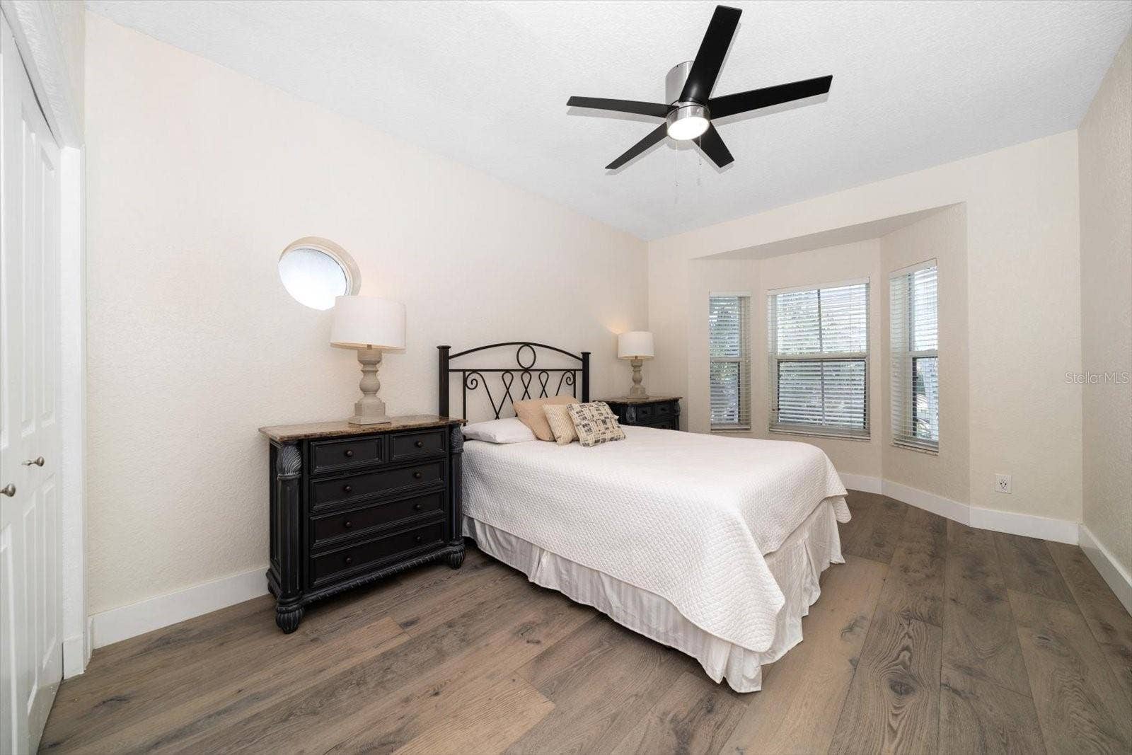 8685 E BAY DRIVE, Treasure Island, FL 33706 8685 E BAY DRIVE, Treasure Island, FL 33706