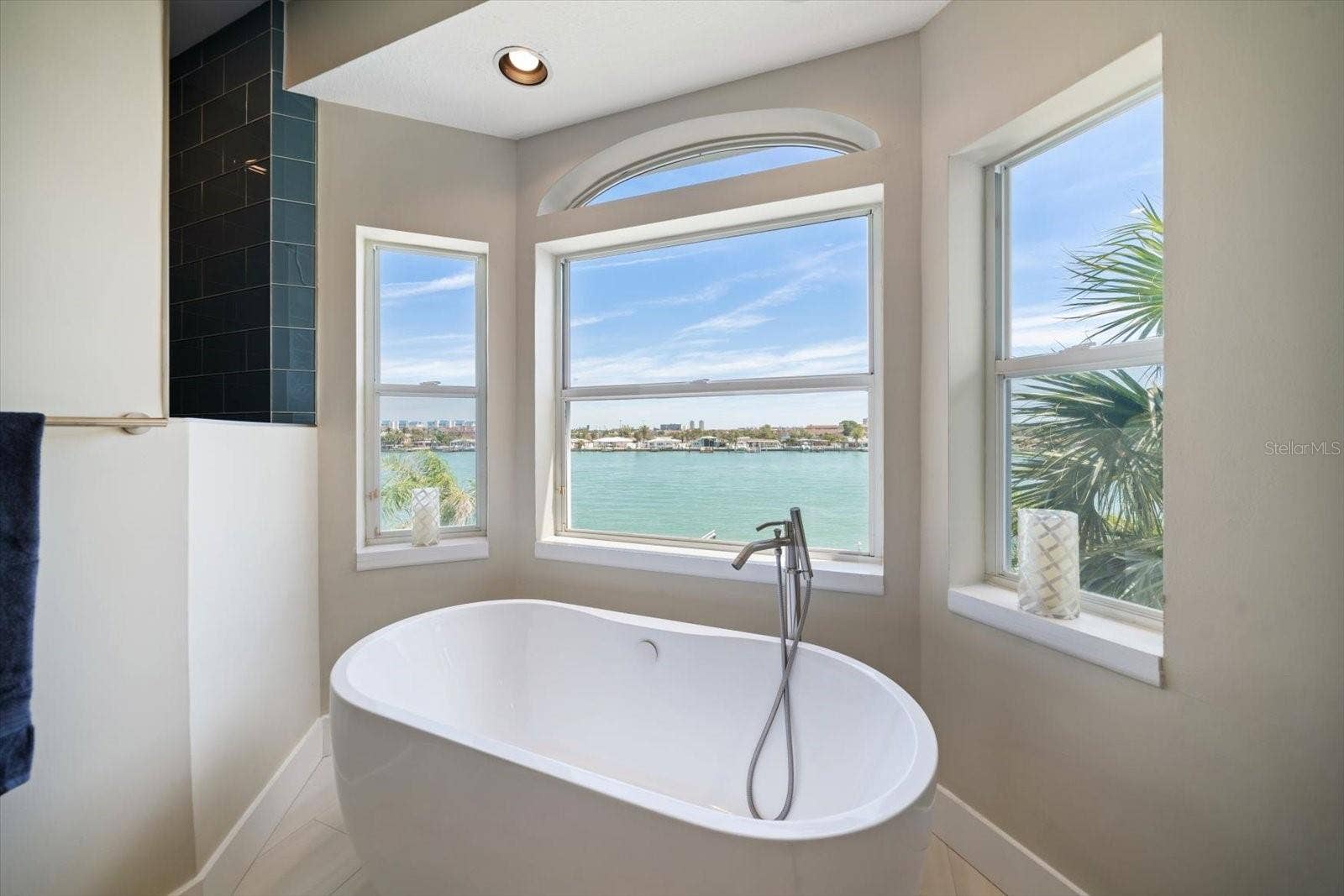 8685 E BAY DRIVE, Treasure Island, FL 33706 8685 E BAY DRIVE, Treasure Island, FL 33706