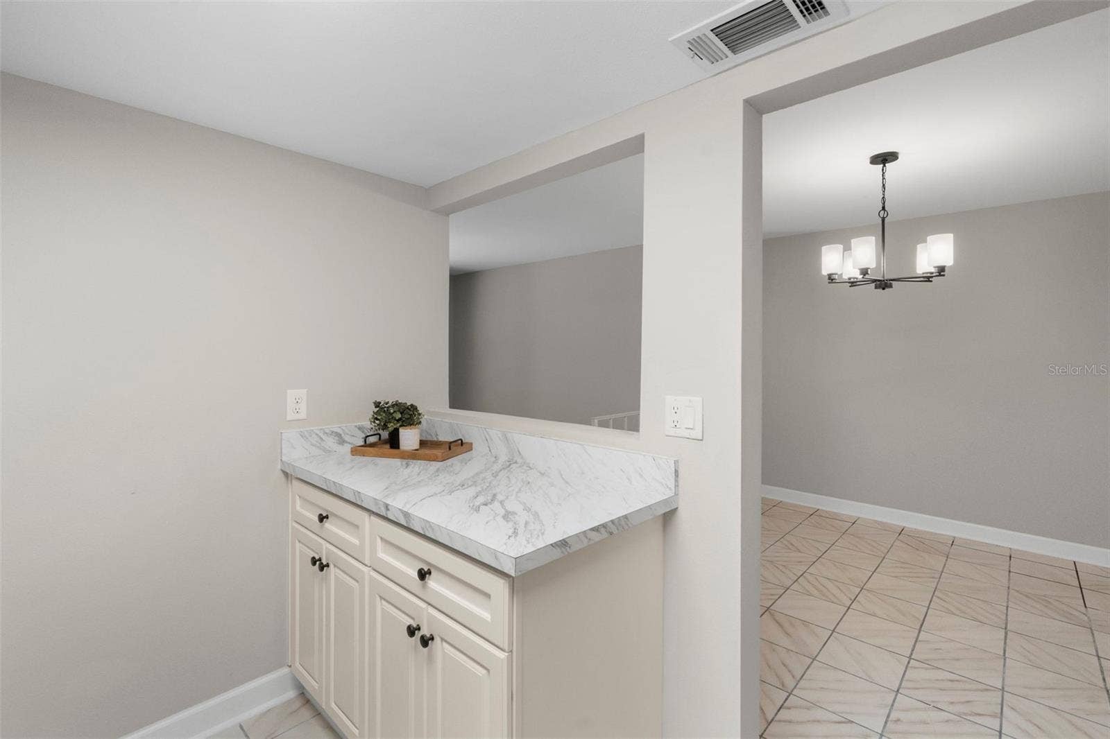505 PLAZA SEVILLE COURT, #11, Treasure Island, FL 33706 505 PLAZA SEVILLE COURT, #11, Treasure Island, FL 33706