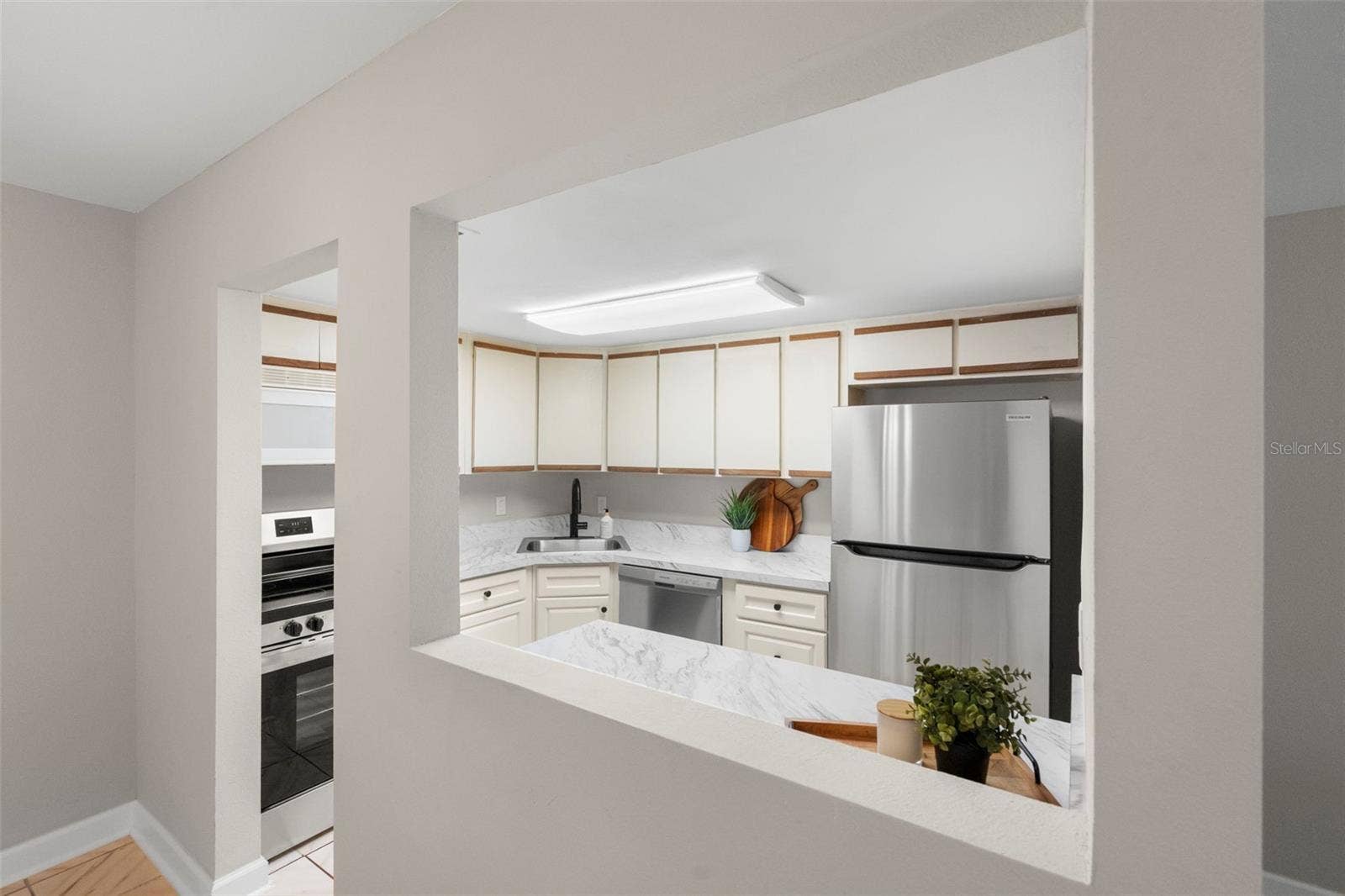 505 PLAZA SEVILLE COURT, #11, Treasure Island, FL 33706 505 PLAZA SEVILLE COURT, #11, Treasure Island, FL 33706