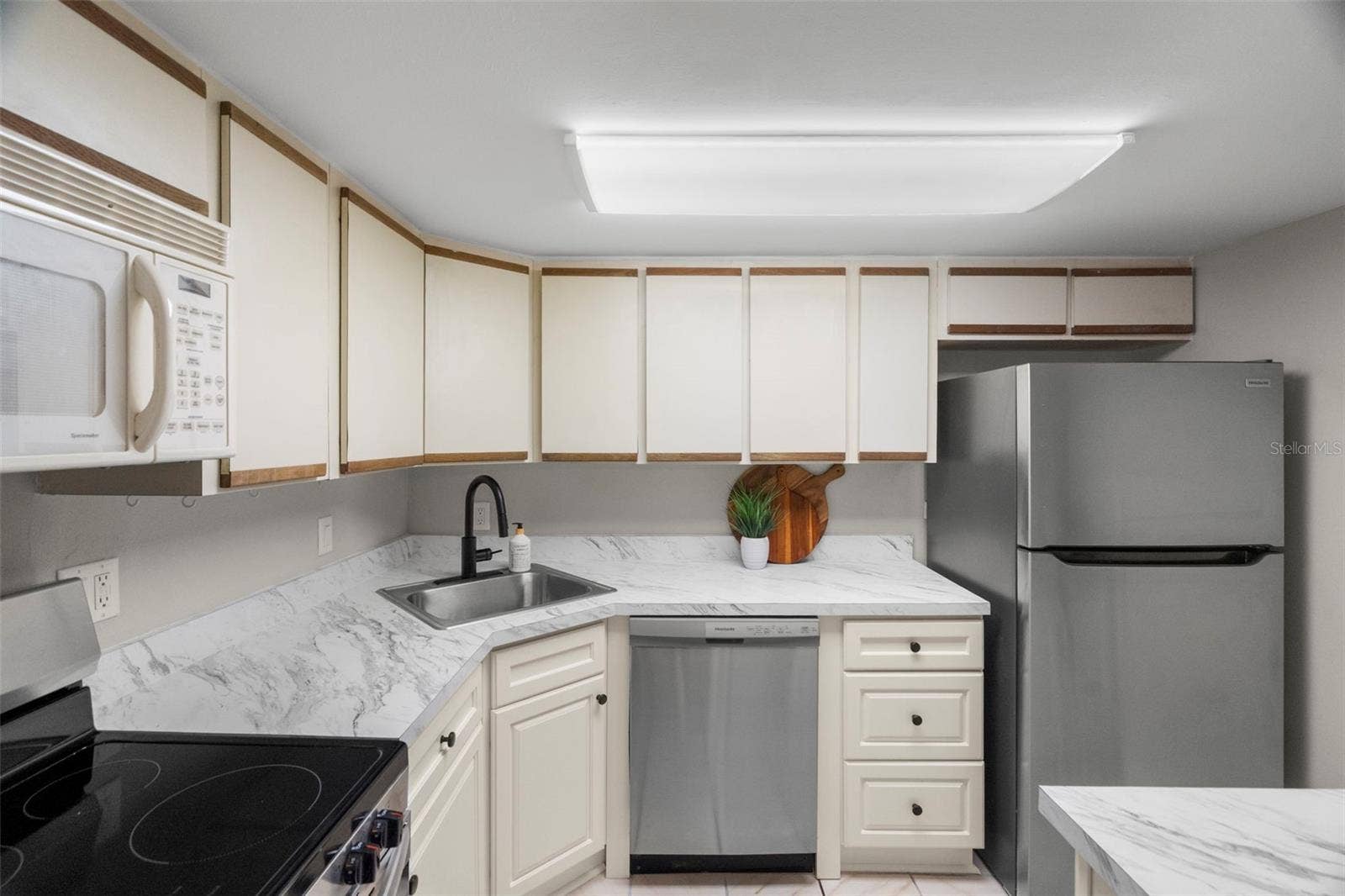 505 PLAZA SEVILLE COURT, #11, Treasure Island, FL 33706 505 PLAZA SEVILLE COURT, #11, Treasure Island, FL 33706