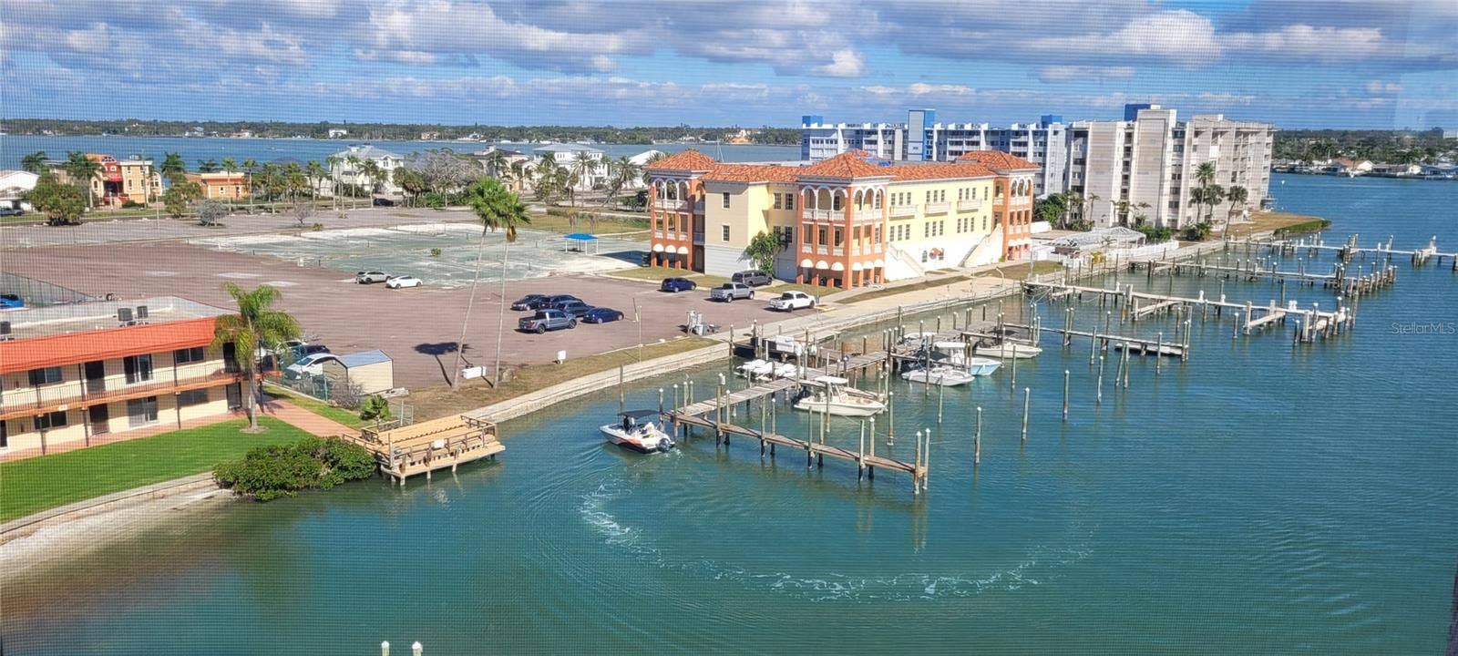 10355 PARADISE BOULEVARD, #608, Treasure Island, FL 33706 10355 PARADISE BOULEVARD, #608, Treasure Island, FL 33706