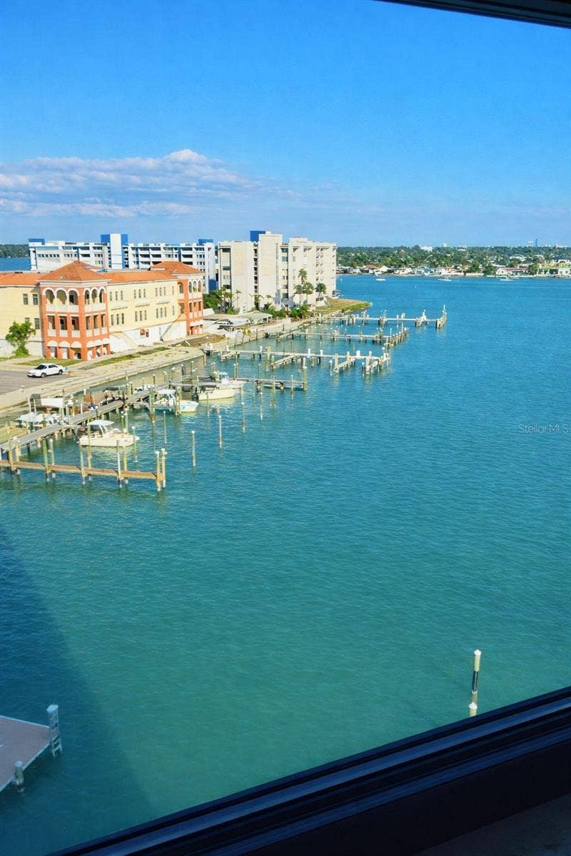 10355 PARADISE BOULEVARD, #608, Treasure Island, FL 33706 Bedroom views