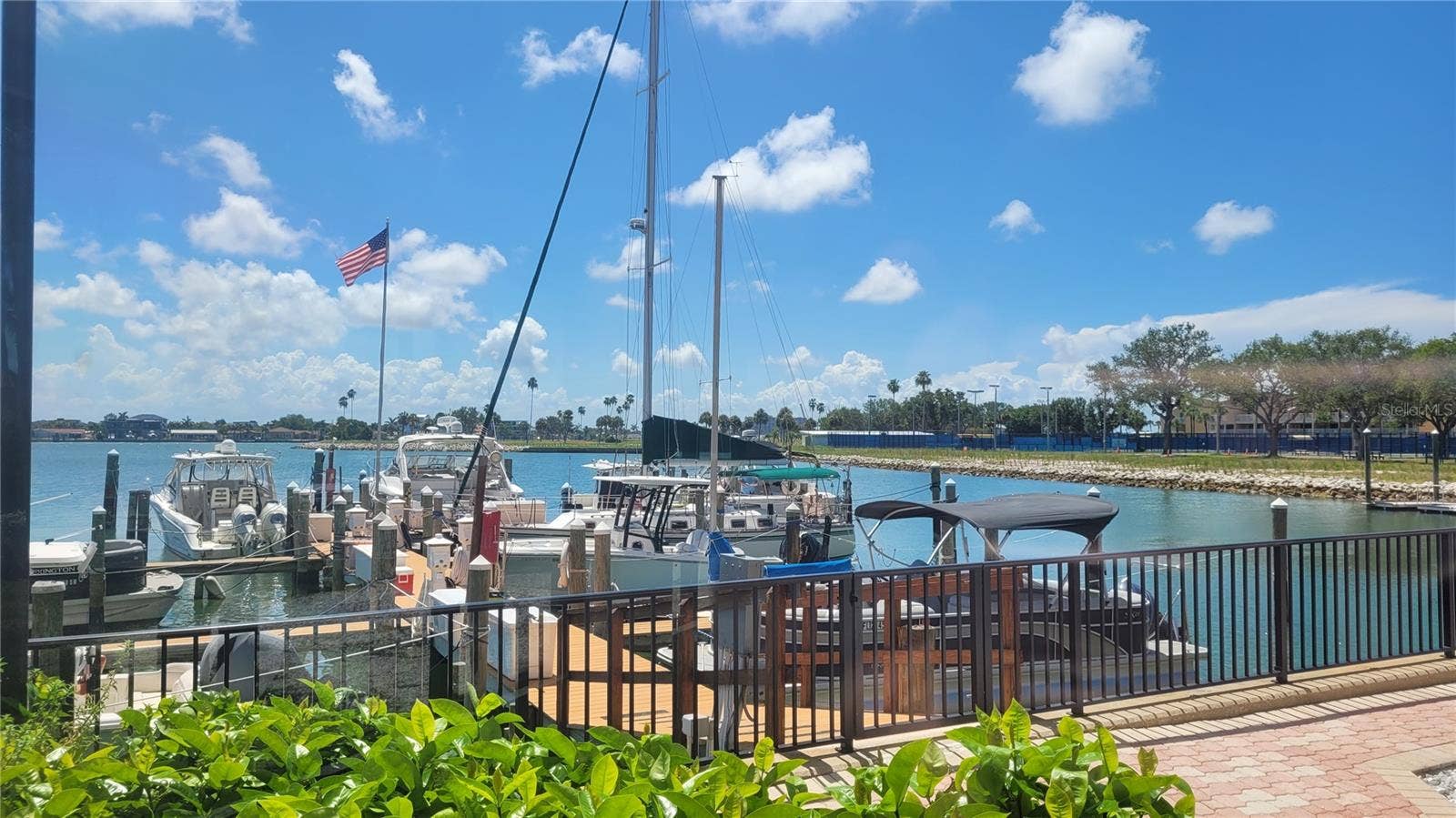 10355 PARADISE BOULEVARD, #608, Treasure Island, FL 33706 10355 PARADISE BOULEVARD, #608, Treasure Island, FL 33706