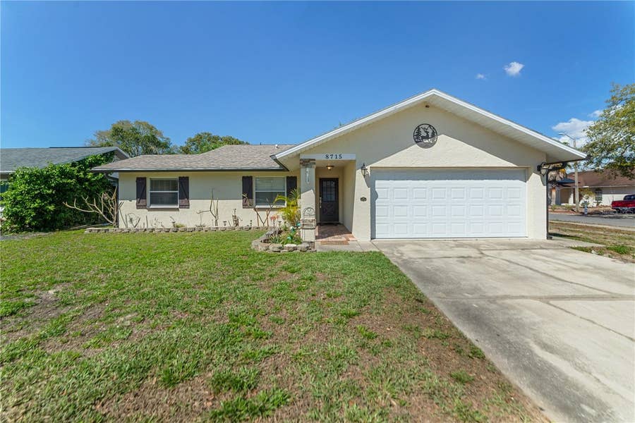 Property photo for 8715 HUNTSMAN LANE, Port Richey, FL