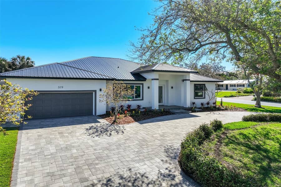 Property photo for 319 CEDAR LANE, Largo, FL