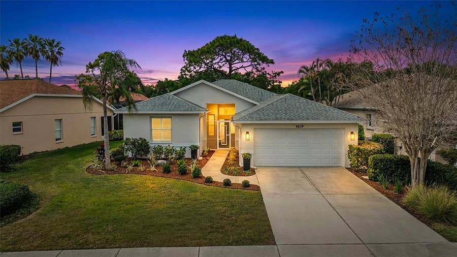 Property photo for 4039 WESTBOURNE CIRCLE, Sarasota, FL