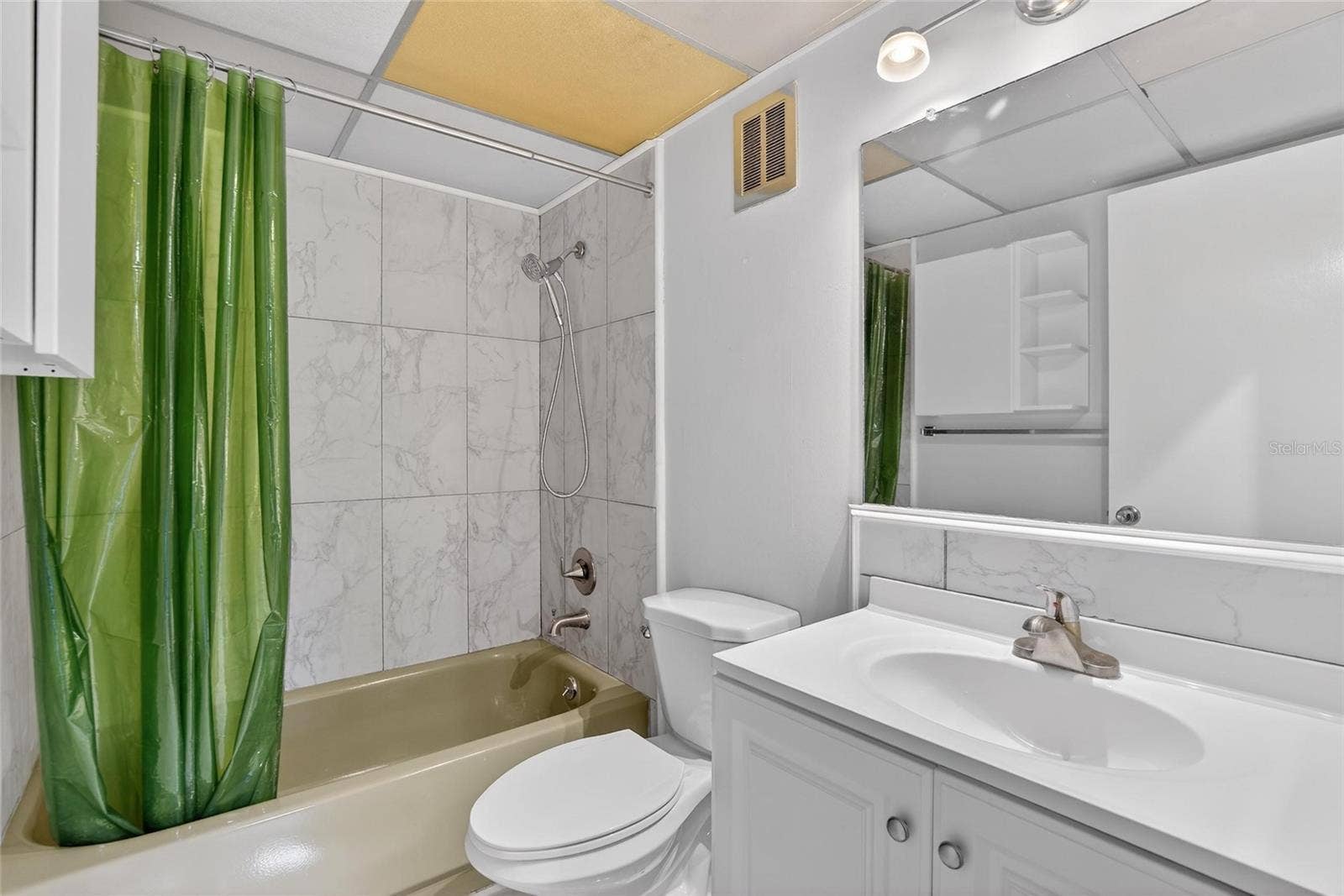 1303 S HERCULES AVENUE, #2, Clearwater, FL 33764 Bath#2